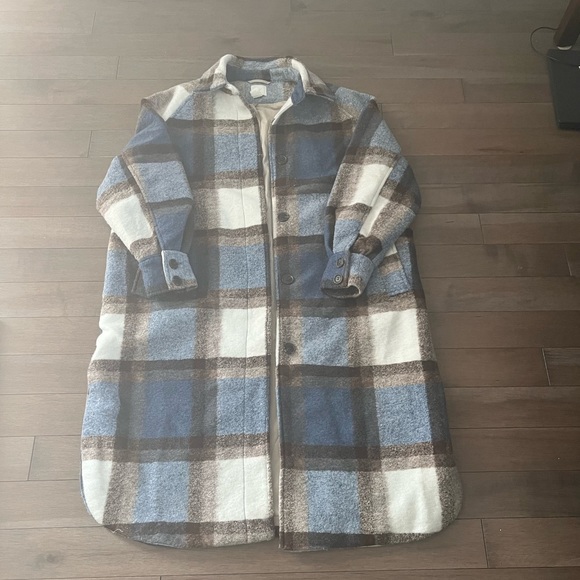 H&M Jackets & Blazers - H&M plaid shacket